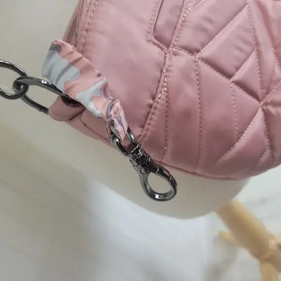 Lug Quilted Flare Pink and Camo Crossbody bag - Picture 11 of 11